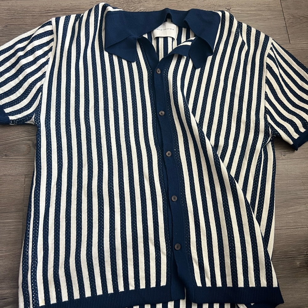 King & Tuckfield Stripe Camp Collar